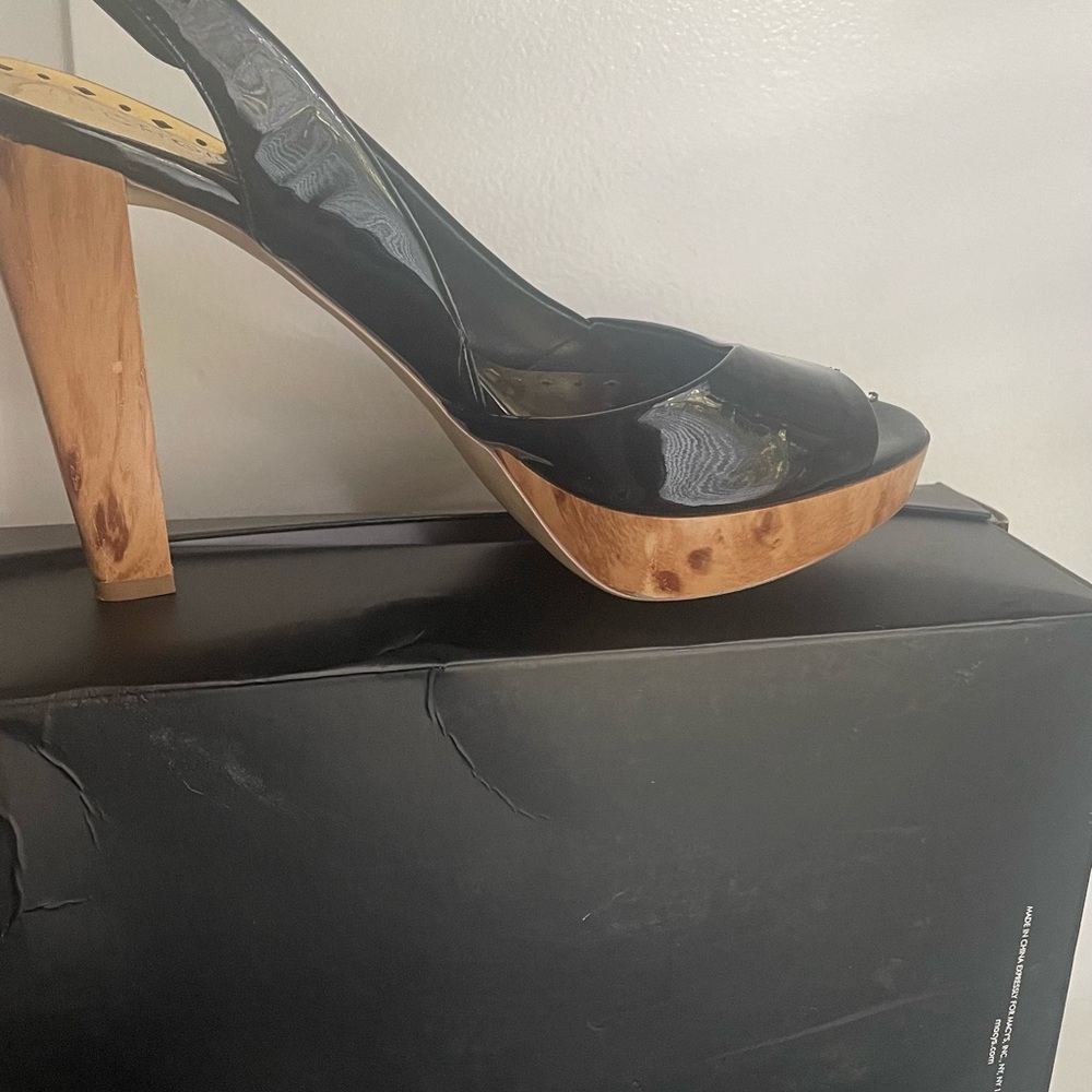 Size 9.5 BCBG patten leather wooden heals